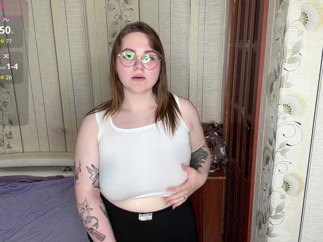 AlysonBussiere live cam on BongaCams