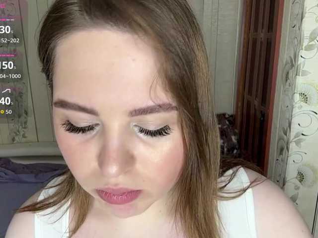 AlysonBussiere Live Cam on BongaCams