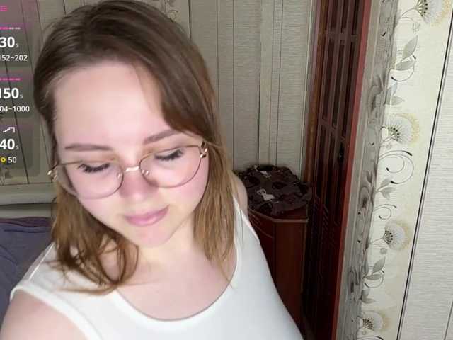 AlysonBussiere live cam on BongaCams