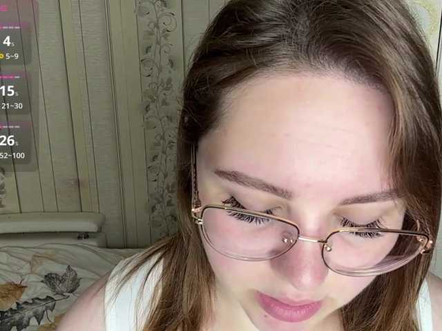 AlysonBussiere live cam on BongaCams