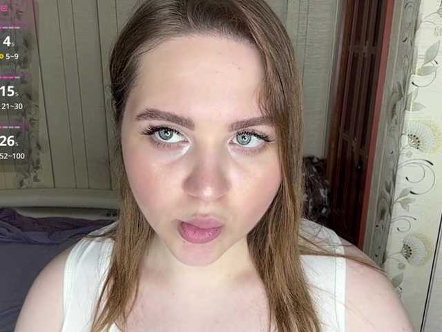 AlysonBussiere live cam on BongaCams