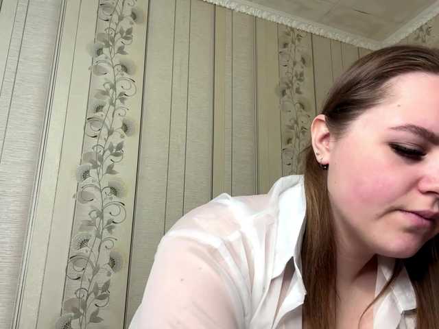 AlysonBussiere live cam