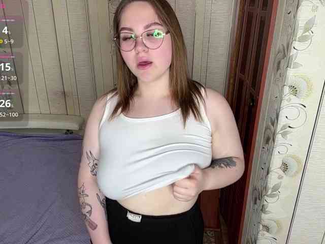 AlysonBussiere webcam
