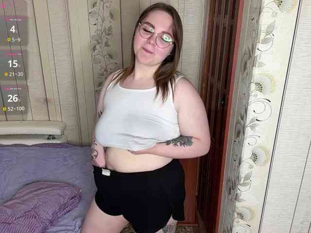 AlysonBussiere webcam