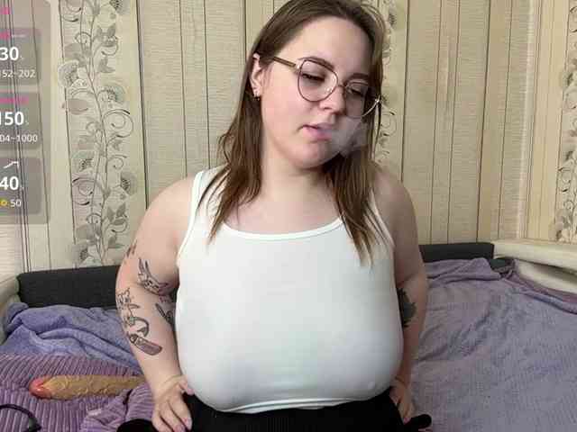 AlysonBussiere webcam