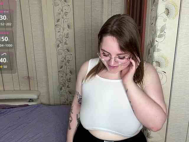 AlysonBussiere webcam