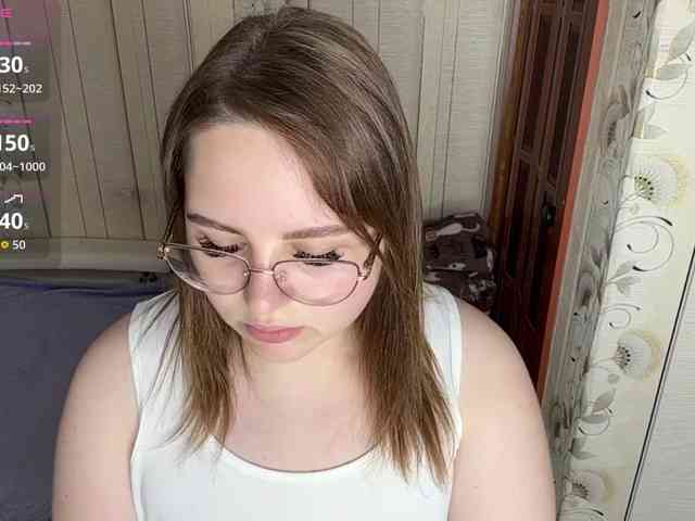 AlysonBussiere webcam