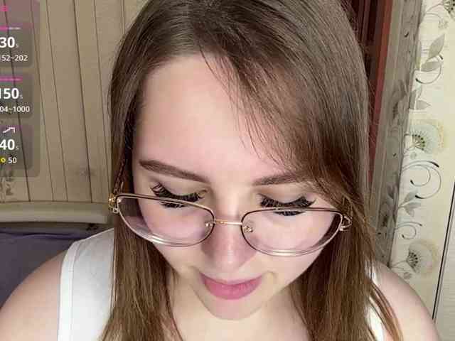 AlysonBussiere webcam