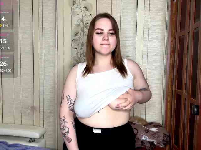 AlysonBussiere webcam