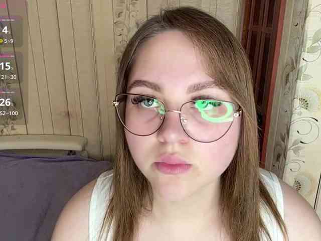 AlysonBussiere webcam
