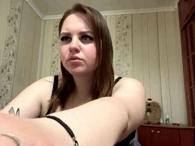 AlysonBussiere webcam