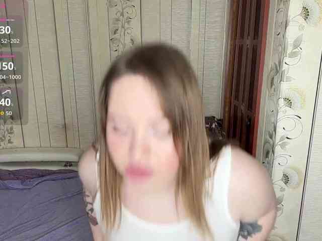 AlysonBussiere webcam