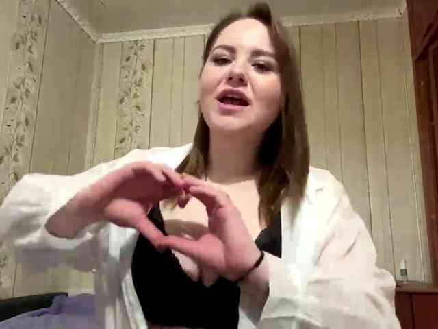 AlysonBussiere webcam