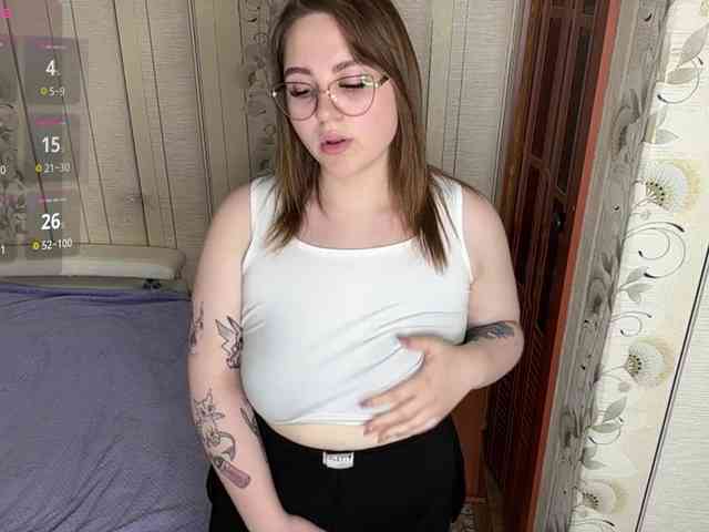 AlysonBussiere webcam