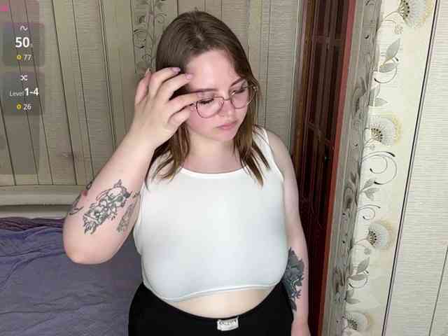 AlysonBussiere webcam
