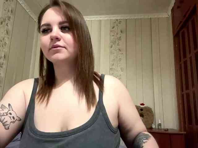 AlysonBussiere webcam