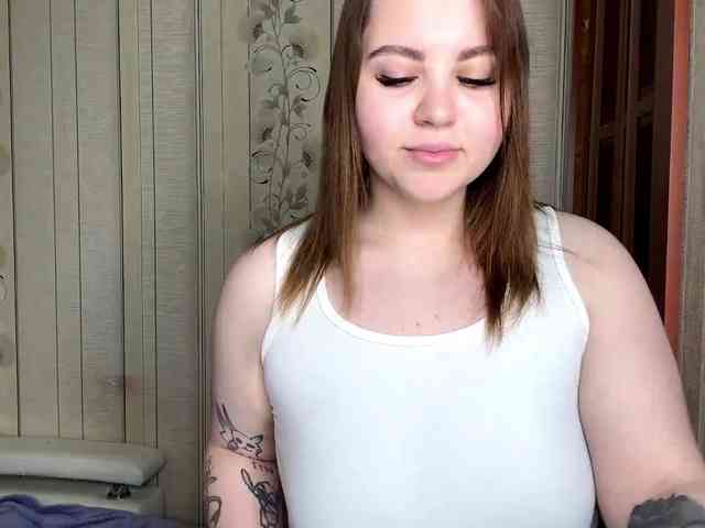 AlysonBussiere webcam