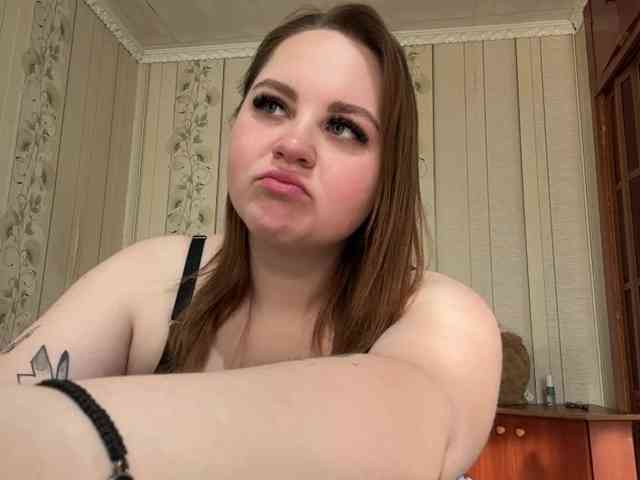 AlysonBussiere webcam