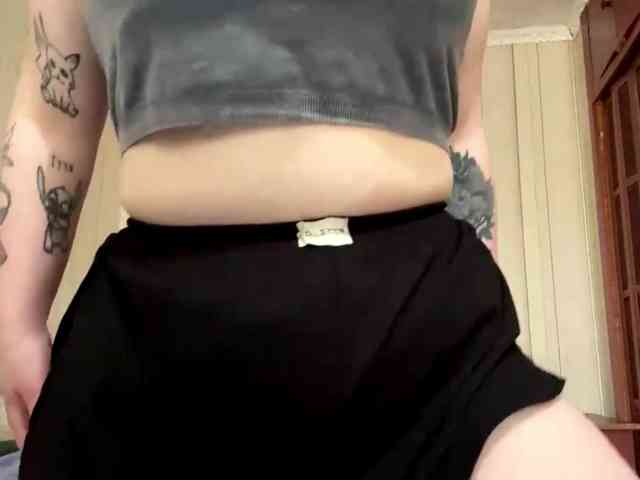 AlysonBussiere webcam
