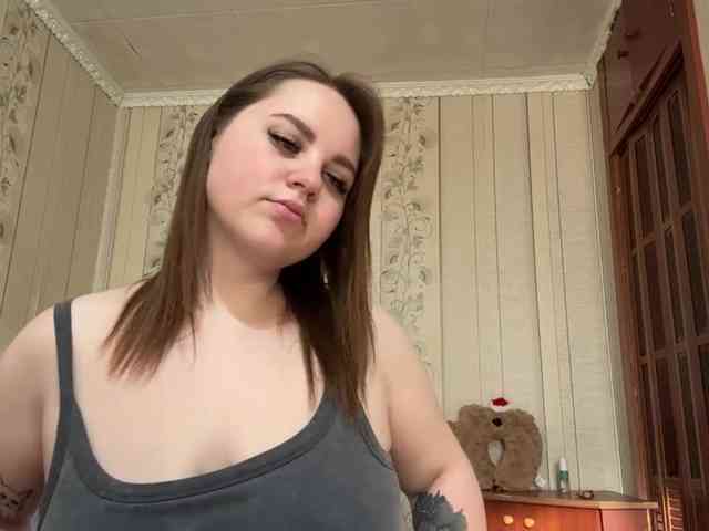 AlysonBussiere webcam