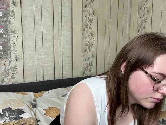 AlysonBussiere webcam
