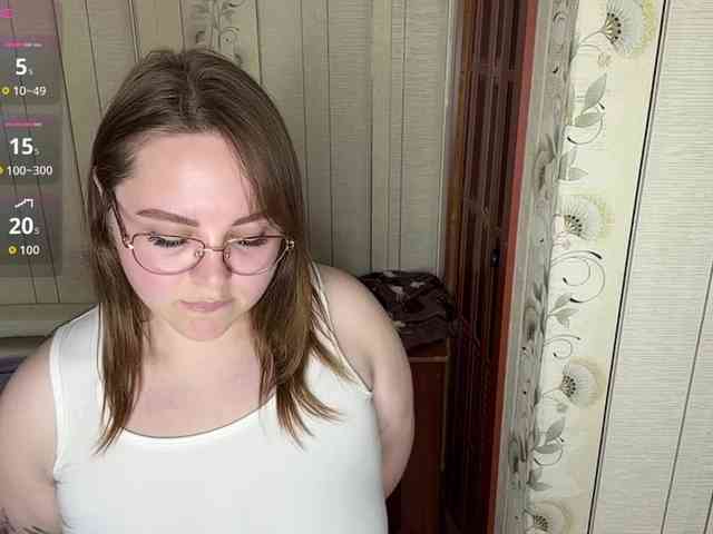 AlysonBussiere webcam