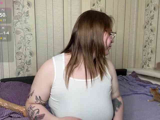 AlysonBussiere webcam