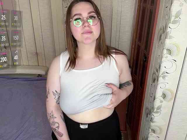 AlysonBussiere webcam
