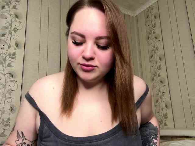 AlysonBussiere webcam