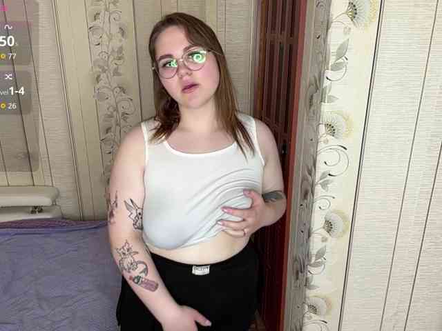 AlysonBussiere webcam