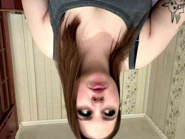 AlysonBussiere webcam
