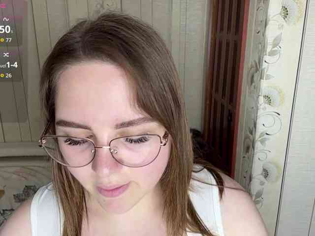 AlysonBussiere webcam