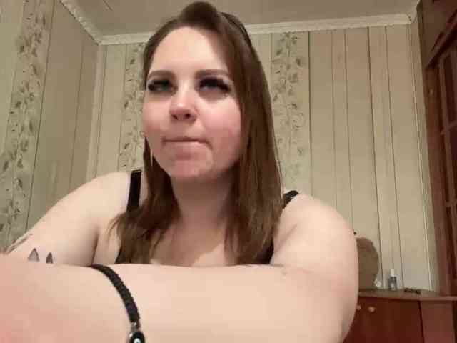 AlysonBussiere webcam