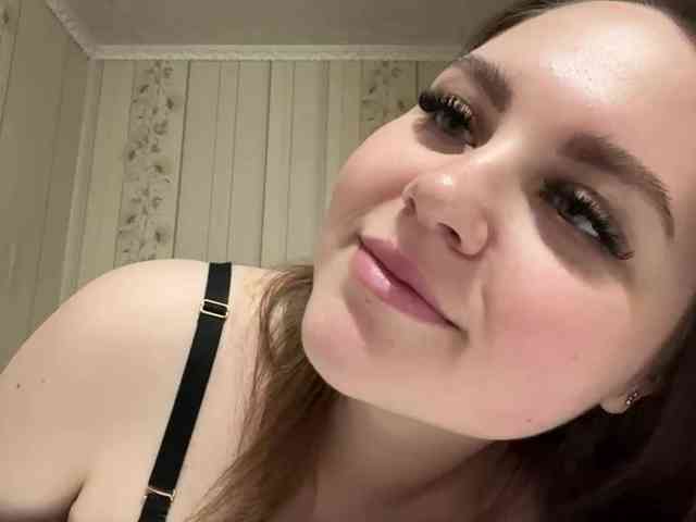 AlysonBussiere webcam