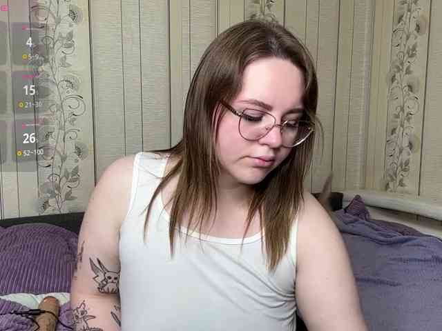 AlysonBussiere webcam
