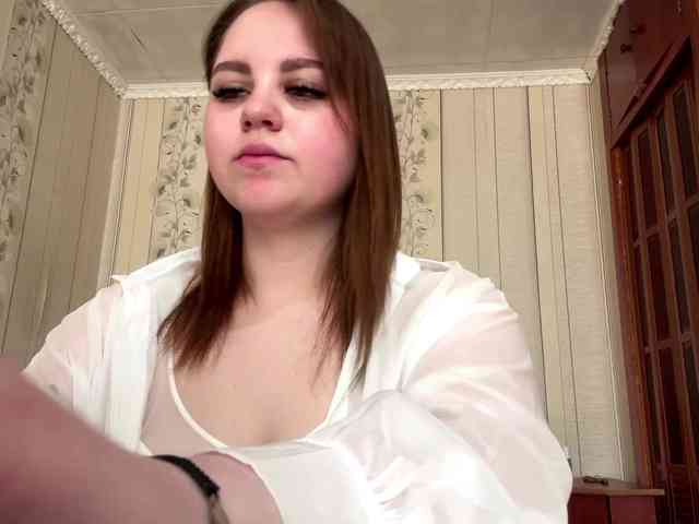 AlysonBussiere webcam