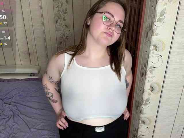 AlysonBussiere webcam