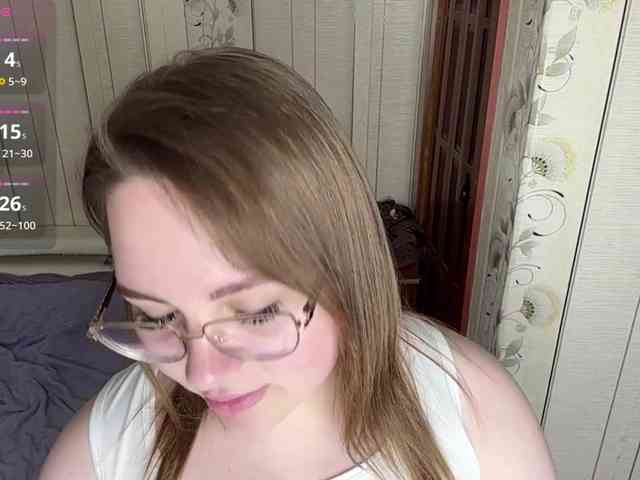 AlysonBussiere webcam