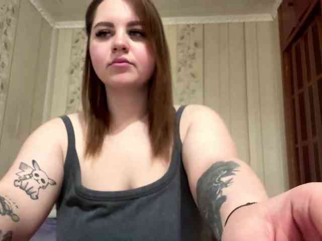 AlysonBussiere webcam