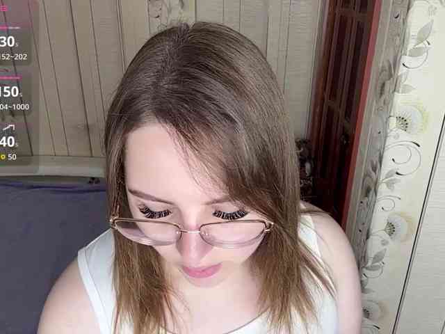 AlysonBussiere webcam