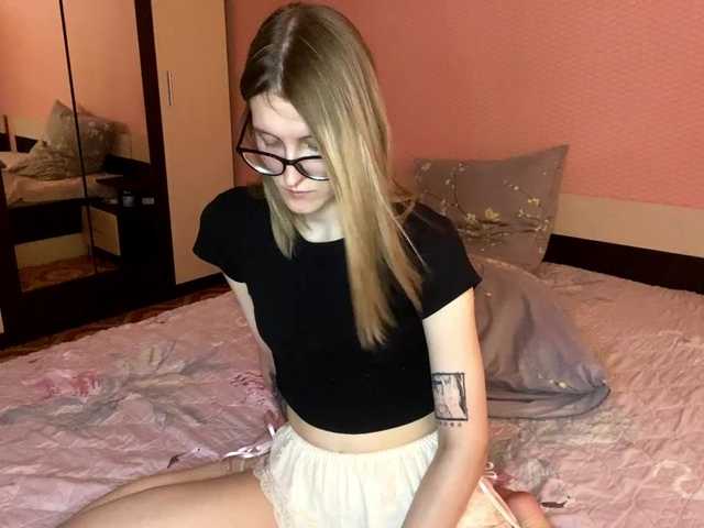 JuliaJess live cam on BongaCams