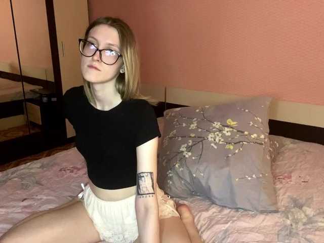 JuliaJess live cam on BongaCams