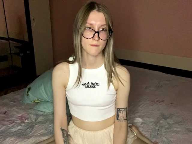JuliaJess live cam on BongaCams