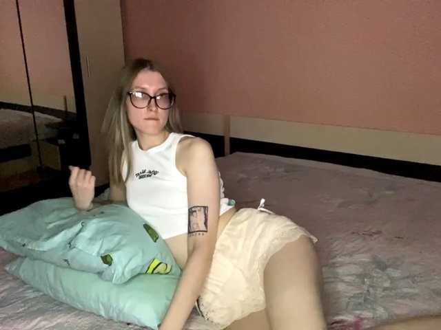 JuliaJess live cam on BongaCams