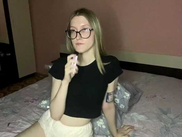 JuliaJess live cam on BongaCams