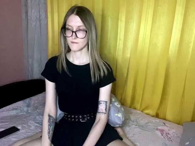 JuliaJess live cam on BongaCams