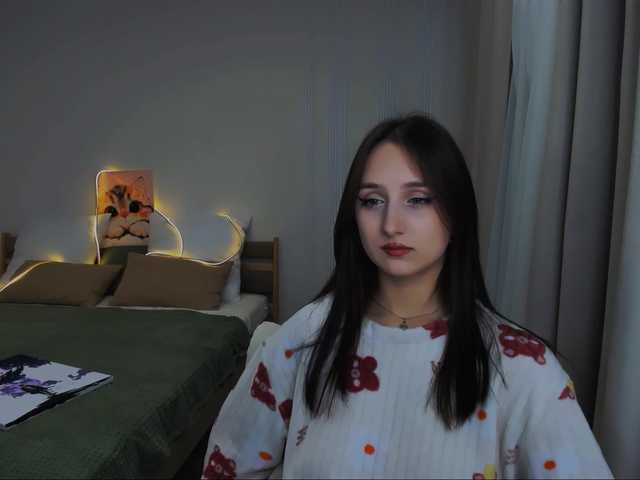 JulietteMonli live cam on BongaCams