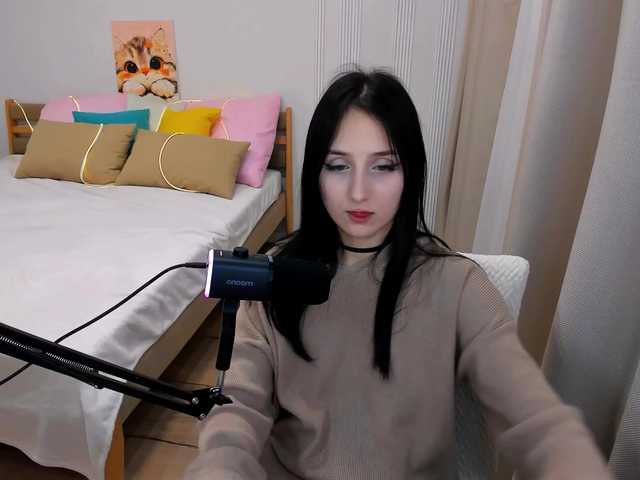 JulietteMonli live cam on BongaCams