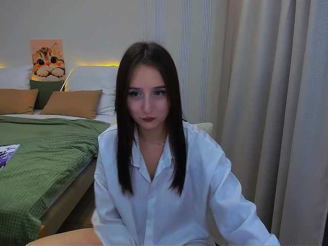 JulietteMonli live cam on BongaCams