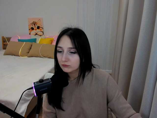 JulietteMonli live cam on BongaCams
